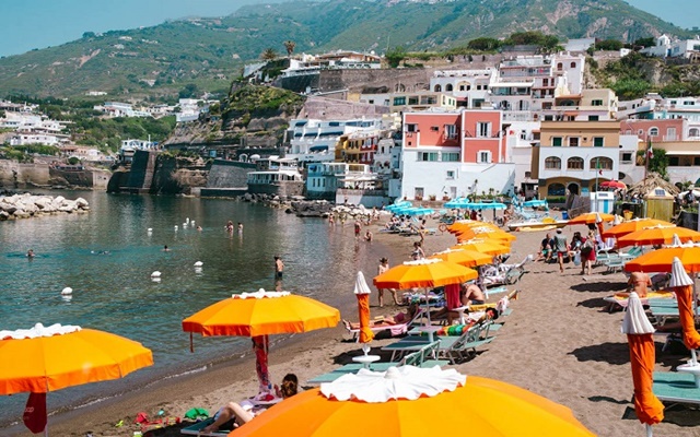 Kinh nghiệm du lịch đảo Ischia - viên ngọc quý của Vịnh Naples nước Ý