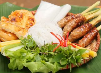 Nem lụi Huế – Món ăn ngon thu hút khách du lịch không thể bỏ lỡ Nem lụi Huế - Món ăn ngon thu hút khách du lịch không thể bỏ lỡ